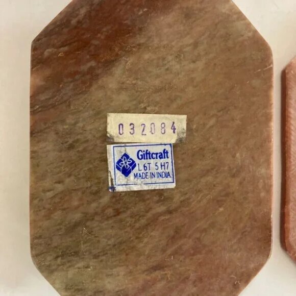 Soap Stone Trinket Box With Flower Inlay Made in India - Picture 8 of 11